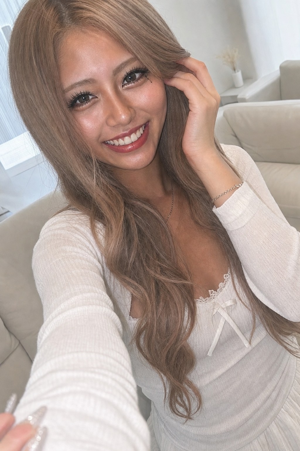 めろ